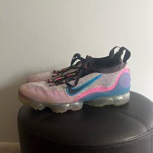 WOMEN'S NIKE AIR VAPORMAX 2021 FLYKNIT RUNNING SHOES- Pink Blast/Photo Blue
